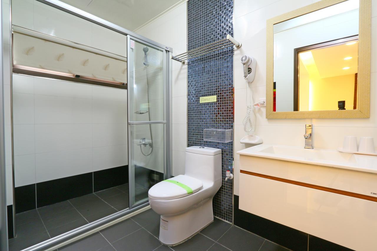 Sakura Love River Bed And Breakfast Dongshan  Esterno foto