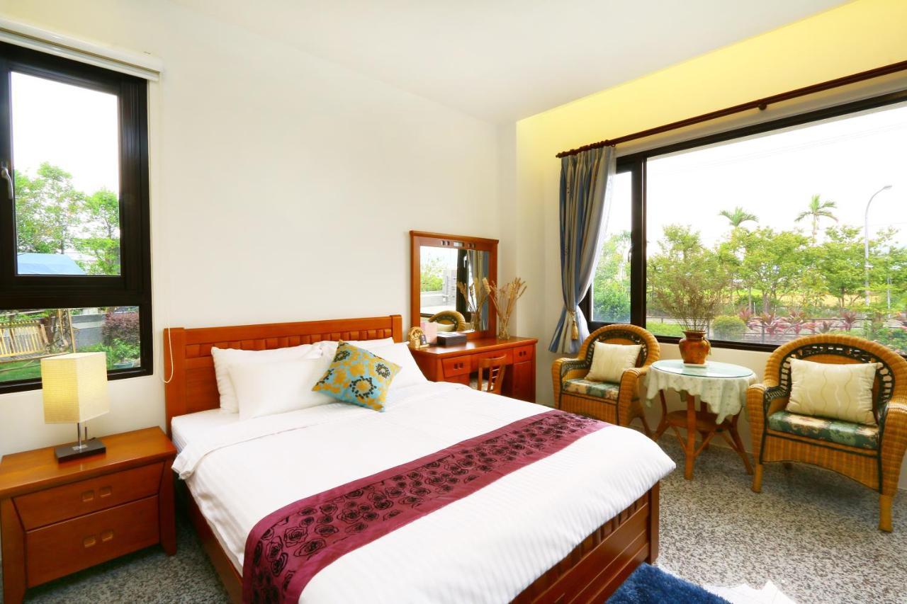 Sakura Love River Bed And Breakfast Dongshan  Esterno foto